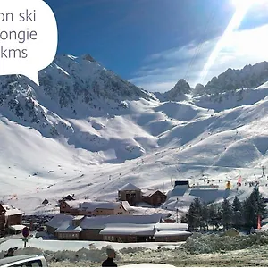 https://lappartement-7-centre-ville-parking-tv-wifi.midi-pyreneeshotels.com
