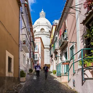 https://apartment-cosy-3-guests.hotels-lisbon-portugal.com