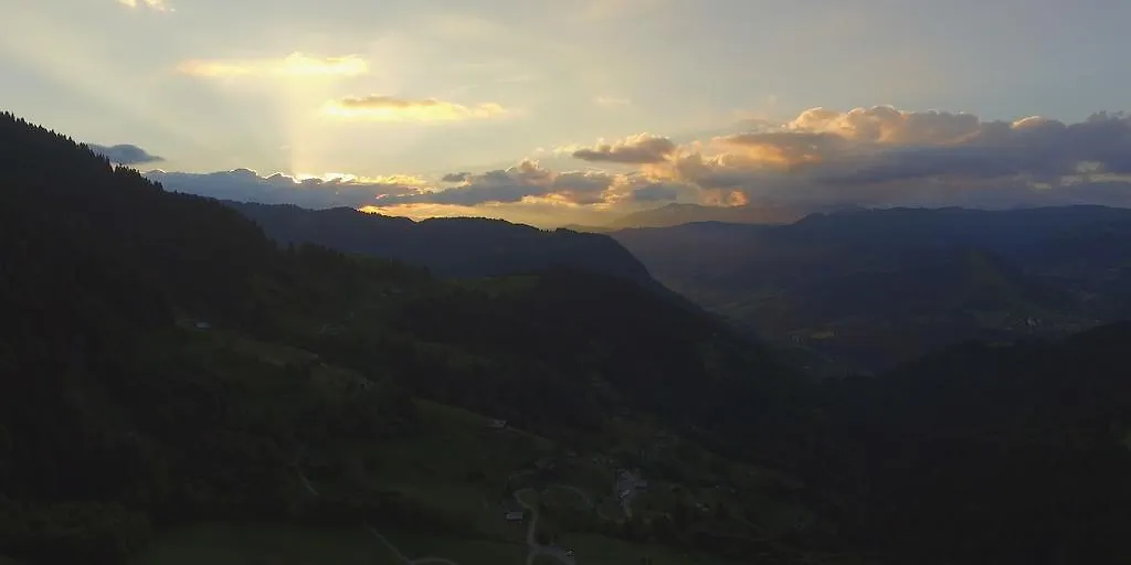 Cabane Entre Terre Et Ciel Saint-Nicolas-la-Chapelle  Lodge