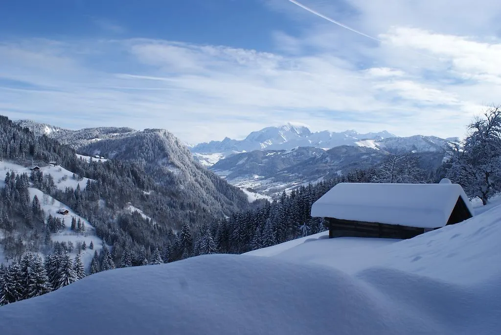 Cabane Entre Terre Et Ciel Saint-Nicolas-la-Chapelle  0*, Saint-Nicolas-la-Chapelle (Savoie) France